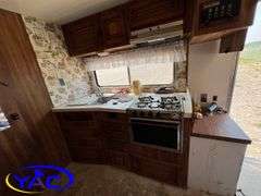 1983  TRAVELLAIRE  FIFTH WHEEL CAMPER