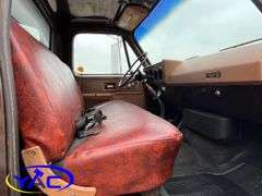 1980 GMC 7000 SINGLE AXLE GRAIN TRUCK