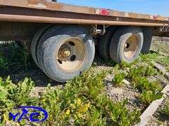 2011  FLATDECK H & H TRAILER