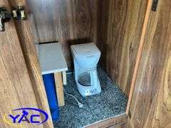 1983  TRAVELLAIRE  FIFTH WHEEL CAMPER