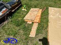 Assorted Sizes Of Plywood / Chip Board