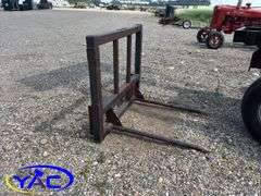 1982 WHITE 2-105 2WD TRACTOR