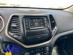 2018 JEEP CHEROKEE SPORT 4DR 4WD