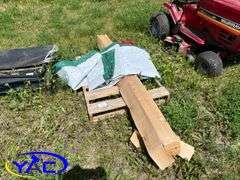 Screws / Wood / Tarp