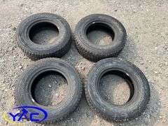 4- LT 265/70R17 Wrangler Pro Grip Good Year Tires