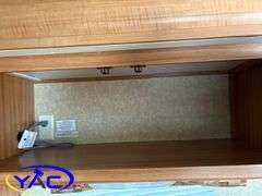 2010  DUTCHMEN V3667A  28GGS TRAVEL TRAILER