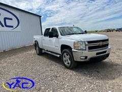 2011 CHEV SILVERADO 2500HD CREWCAB 4WD