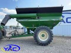 BRENT 620 BU GRAIN CART W/ HOPPER EXTENSIONS
