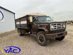 1980 GMC 7000 SINGLE AXLE GRAIN TRUCK