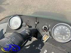JOHN DEERE 600 SNOWMOBILE - NOT RUNNING