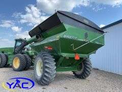 BRENT 620 BU GRAIN CART W/ HOPPER EXTENSIONS