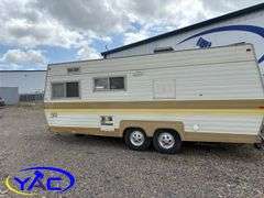 1976 CABIN TRAILER METAL