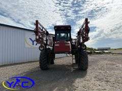 2004 CASE SPX 3200 SELF-PROPELLED SPRAYER