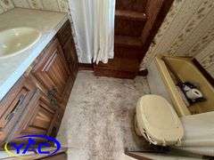 1983  TRAVELLAIRE  FIFTH WHEEL CAMPER