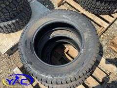 4- 225/65R17 Tires (BUYER MUST PAY 4X THE BID PRICE)