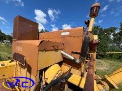 Minneapolis Moline 4296 Self-Propelled Combine