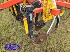 BOURGAULT 8810 /SC 430 NEW HOLLAND CART
