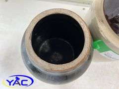 4- Misc. Clay Jugs (Cracked)