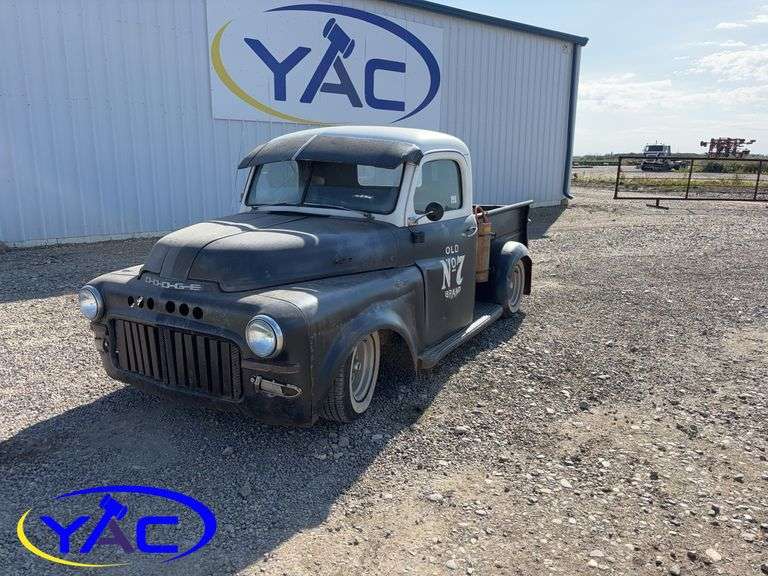 1951 DODGE HEAVY VEHICLE