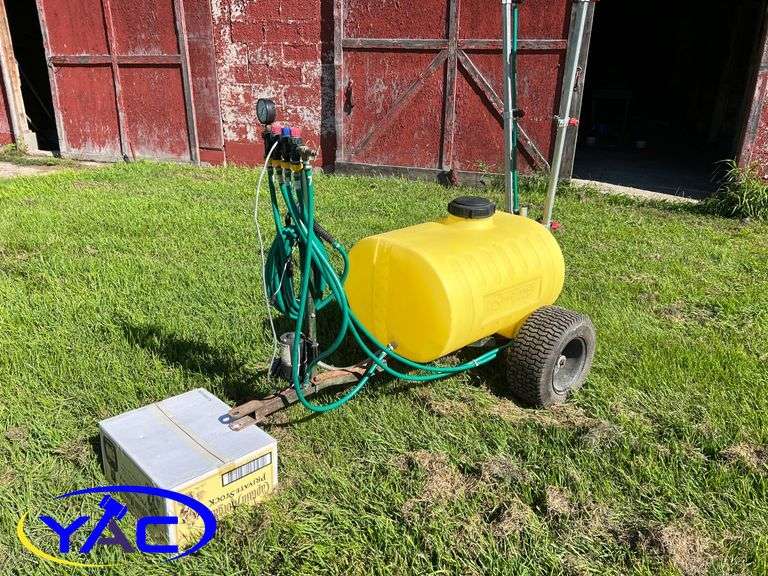 ES 300 Yard Sprayer