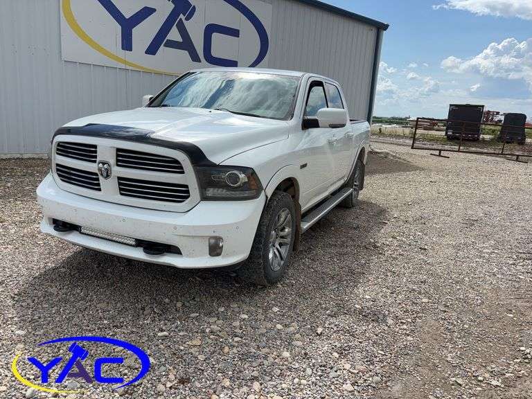2014  DODGE  RAM 1500 CREW CAB 4WD DIESEL
