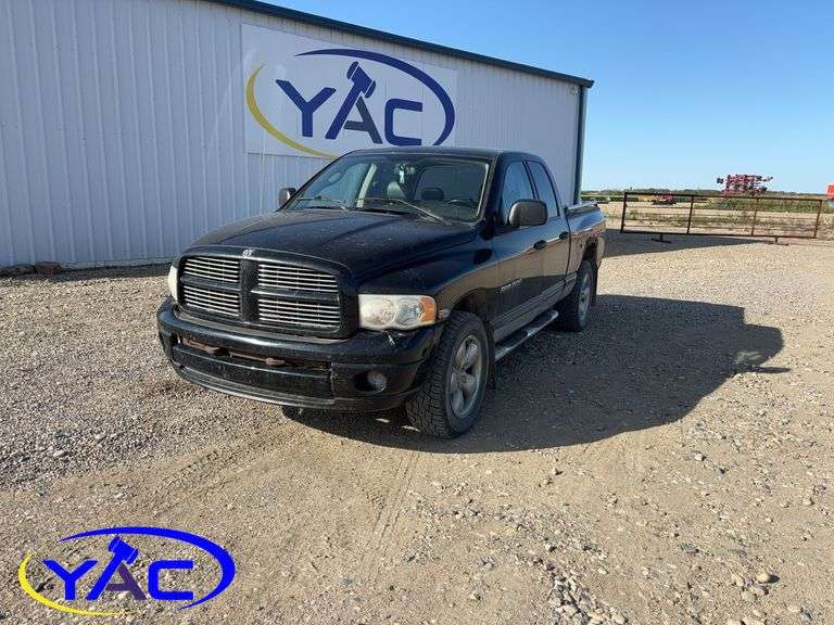 2004 DODGE RAM 1500 QUAD CAB 4WD