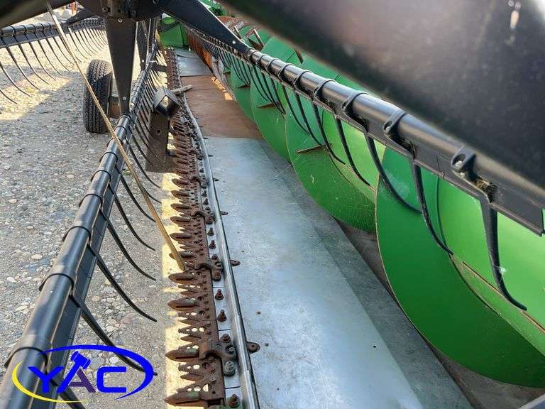 JOHN DEERE 630 FLEX HEADER