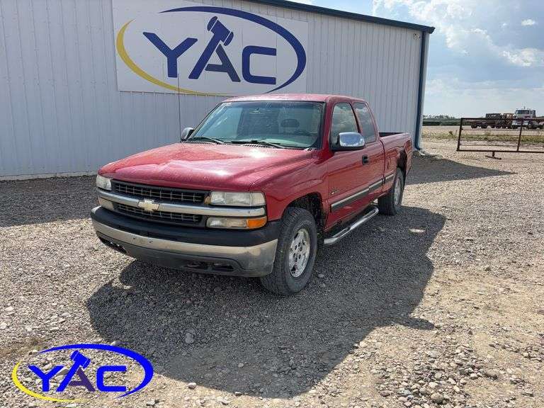 2000 CHEVROLET SILVERADO 1500 EXT CAB 4WD