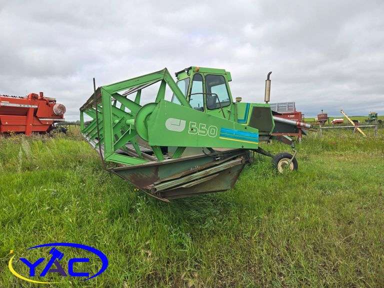 1981 CIL 550 Swather