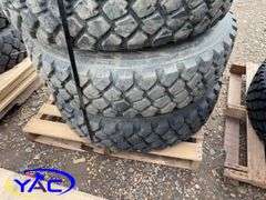 4 - 11.00R20 Tires on Rims (BUYER MUST PAY 4X THE BID PRICE)