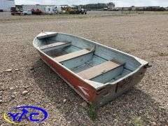 14' ALUMINUM FISHING BOAT