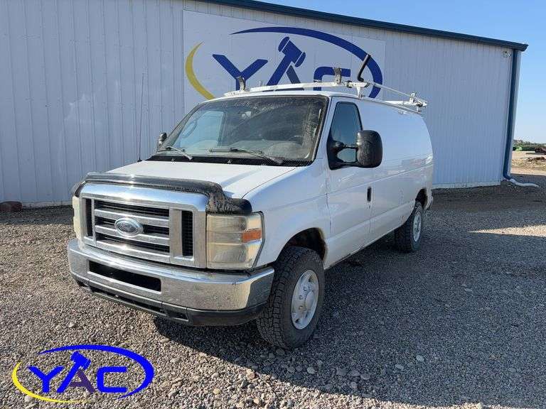 2009 FORD ECONOLINE E250 CARGO VAN