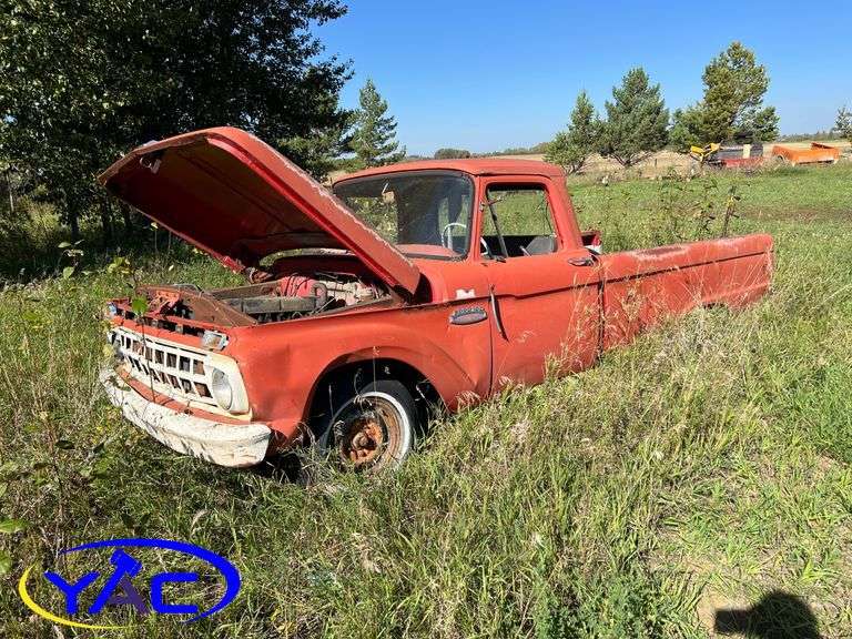 FORD 100 TWIN TEAM PICKUP TRUCK