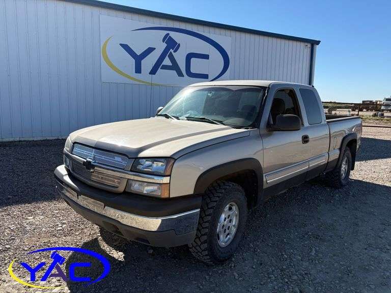 2003 Silverado Ext Cabnull