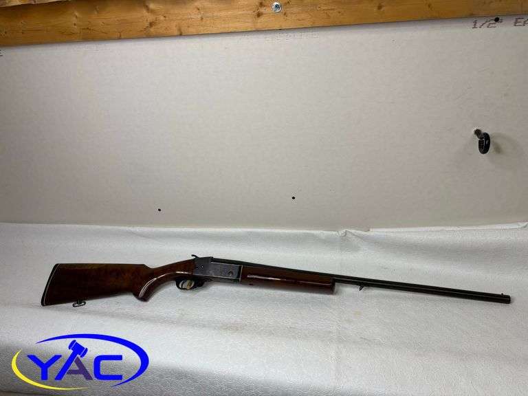 CIL MODEL 402 20 GAU. 2-3/4" SHOTGUN
