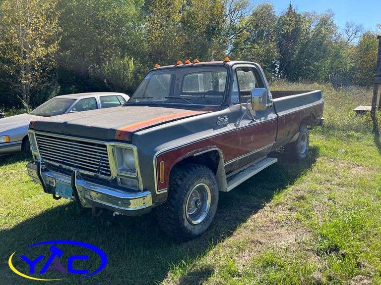 GMC SIERRA CLASSIC 15 PICKUP TRUCK