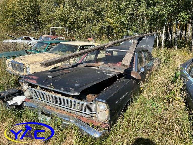 FORD GALAXIE 500 SEDAN