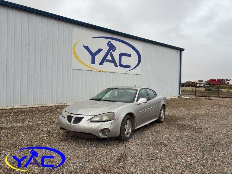 2006 PONTIAC GRAND PRIX