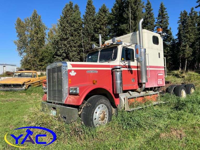 1988 FREIGHTLINER HIGHWAY TRACTOR