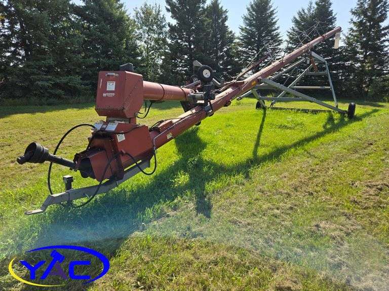 Sakundiak SLMD 10-2000 Swing Away Auger