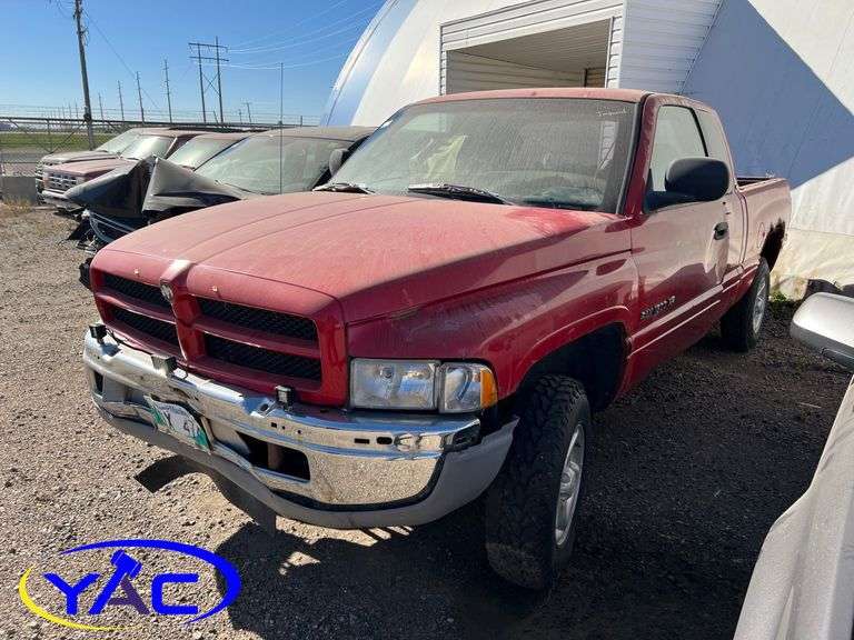 2001 DODGE RAM 1500 QUAD CAB 4WD