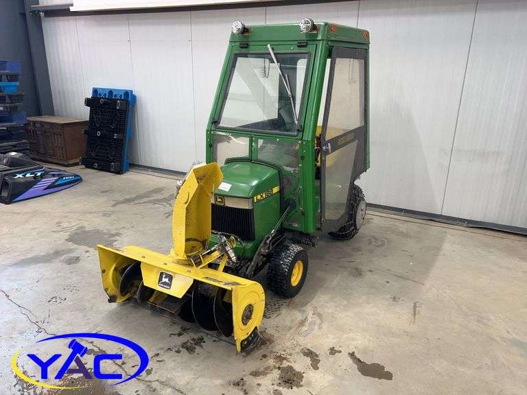 JOHN DEERE LX 188 GARDEN TRACTOR - YAC Auctions