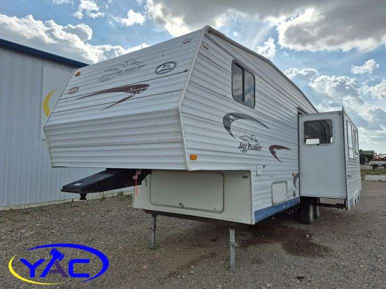 2004 JAYFLIGHT FIFTH WHEEL CAMPER