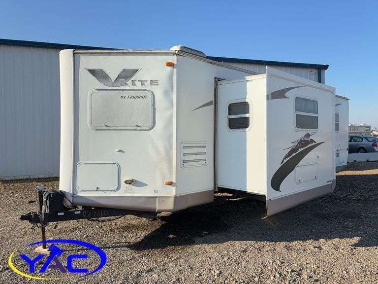 2008 FLAGSTAFF BUMPER HITCH CAMPER