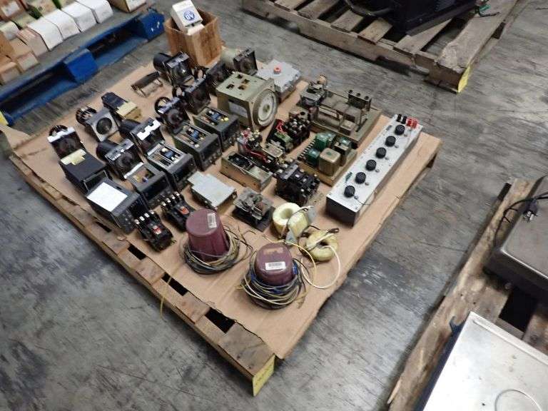 Lot of Assorted Electrical Components - Yellow Tag Auctions