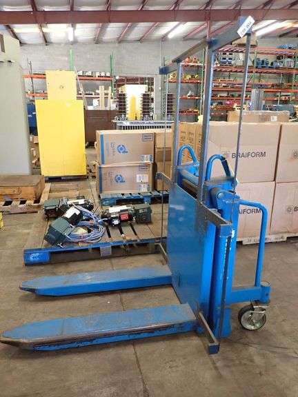 Bishamaon EZ Tilter Pallet Stacker