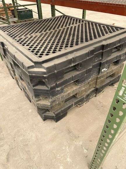Lot of Assorted Oil Spill Trays