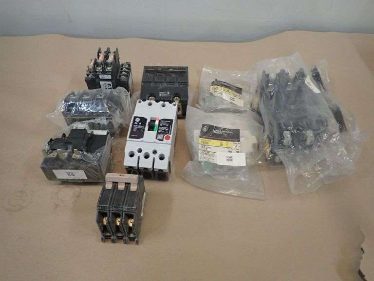 Lot of Assorted Components - Yellow Tag Auctions