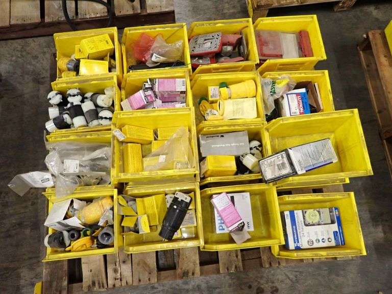 Lot of Assorted Components - Yellow Tag Auctions