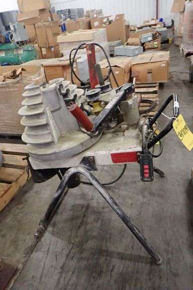 GB Cyclone Electric Conduit Bender